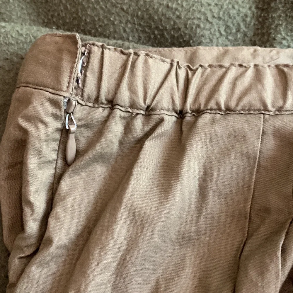 Coldwater Creek brown skirt. Lace accent on bottom. Size Small (6-8). - Picture 4 of 6
